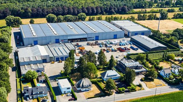 Helikopter foto uit 2018_Klinkaard_017low.jpg